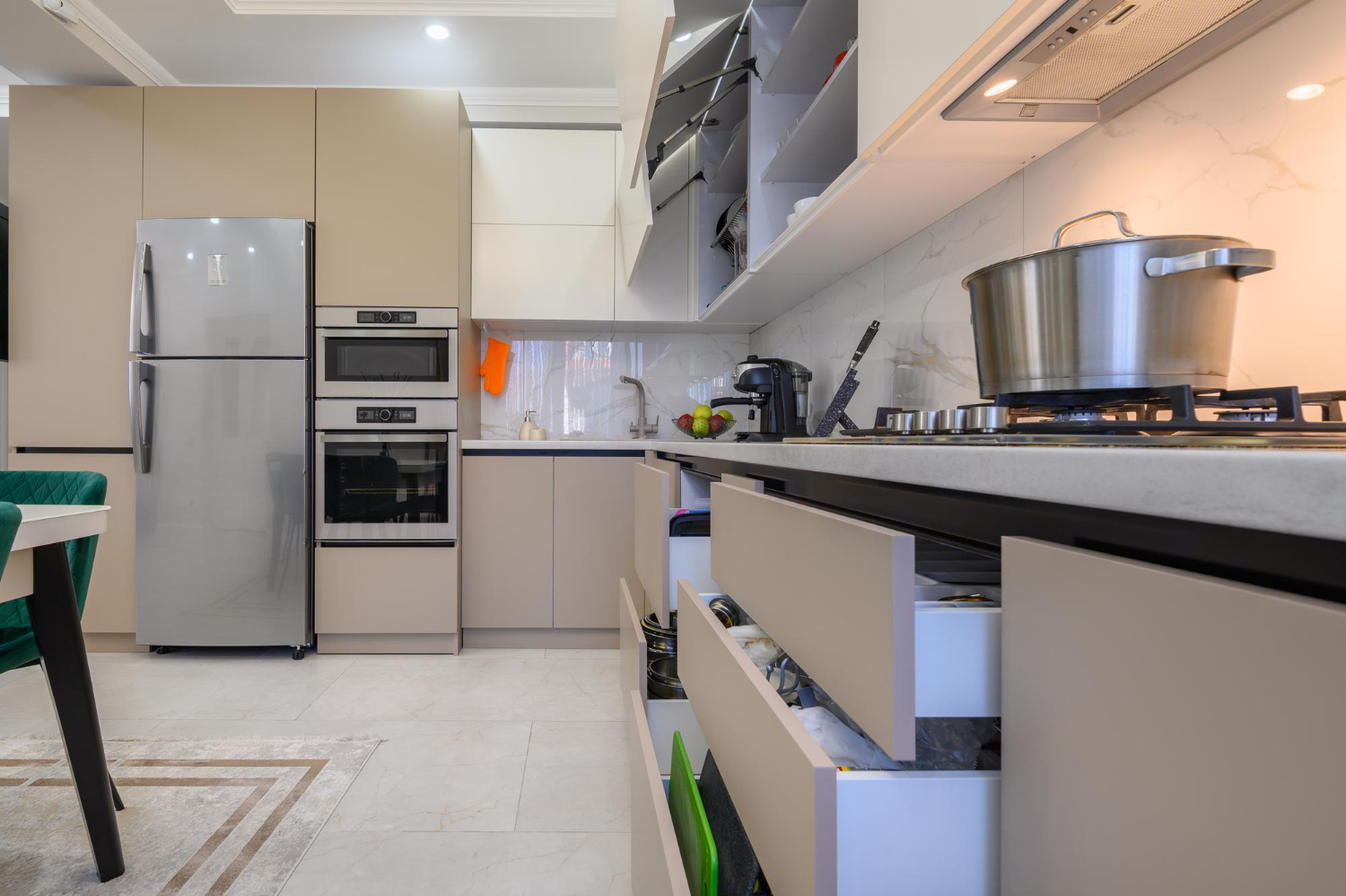 How to Build a Compact Kitchen Setup Without Clutter.jpg